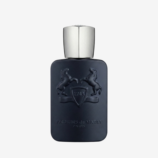 Parfums de Marly Layton Parfümprobe – Flakon vor weißem Hintergrund